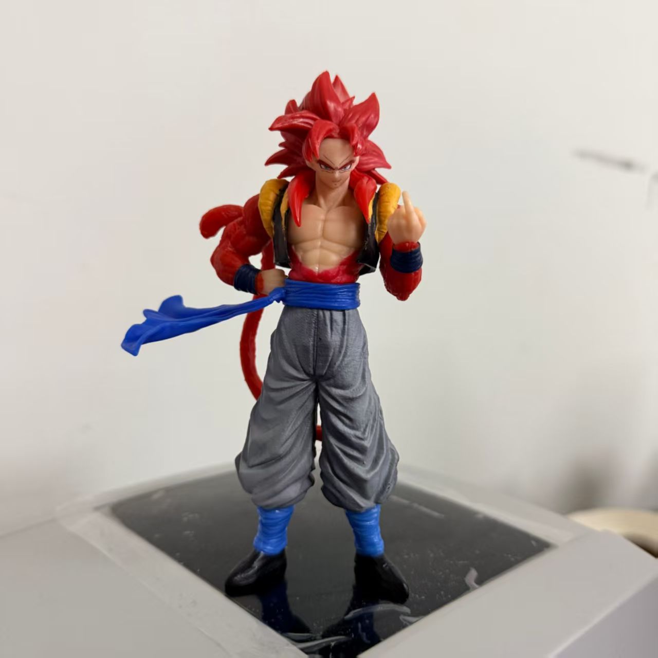 Dragon Ball Saiyan Armor - 14cm Dragon Ball Super Four Goku