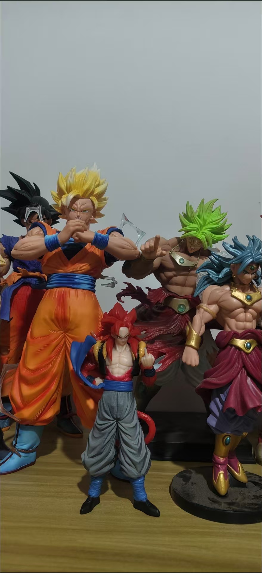 14cm Dragon Ball Super Four Go - Dragon Ball Saiyan Armor avaliação e preço
