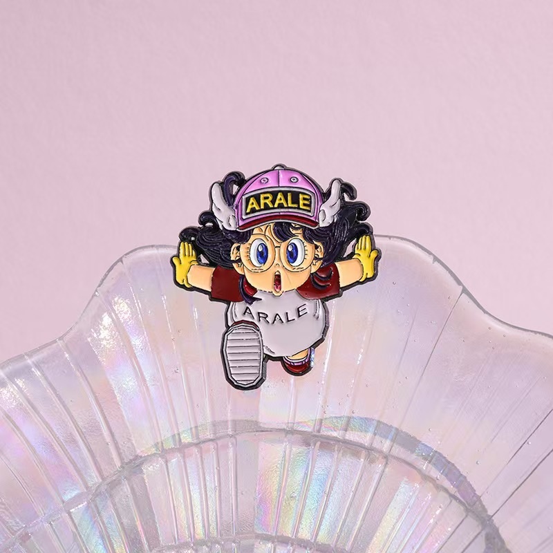 Cartoon Dr. Slump Arale Badge  - Anime Cosplay Little Girl avaliação e preço