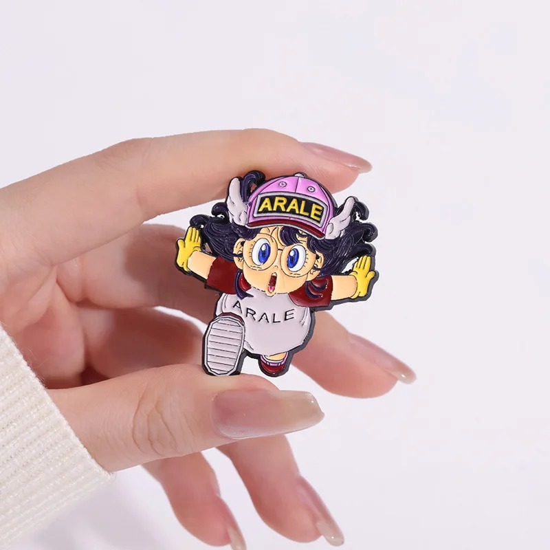 Cartoon Dr. Slump Arale Badge  - Anime Cosplay Little Girl avaliação e preço